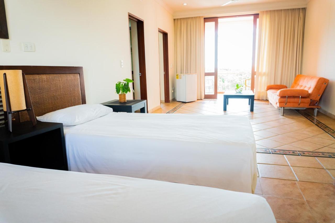 Hotel Penon Suites Girardot Exterior photo