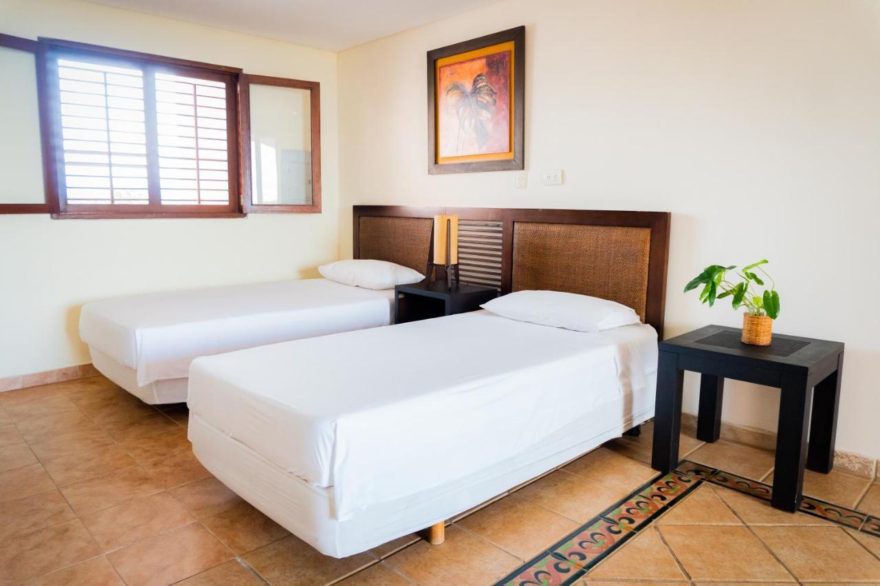 Hotel Penon Suites Girardot Exterior photo
