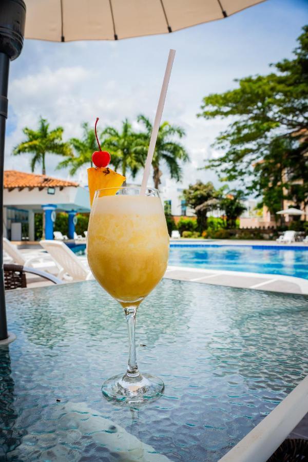 Hotel Penon Suites Girardot Exterior photo