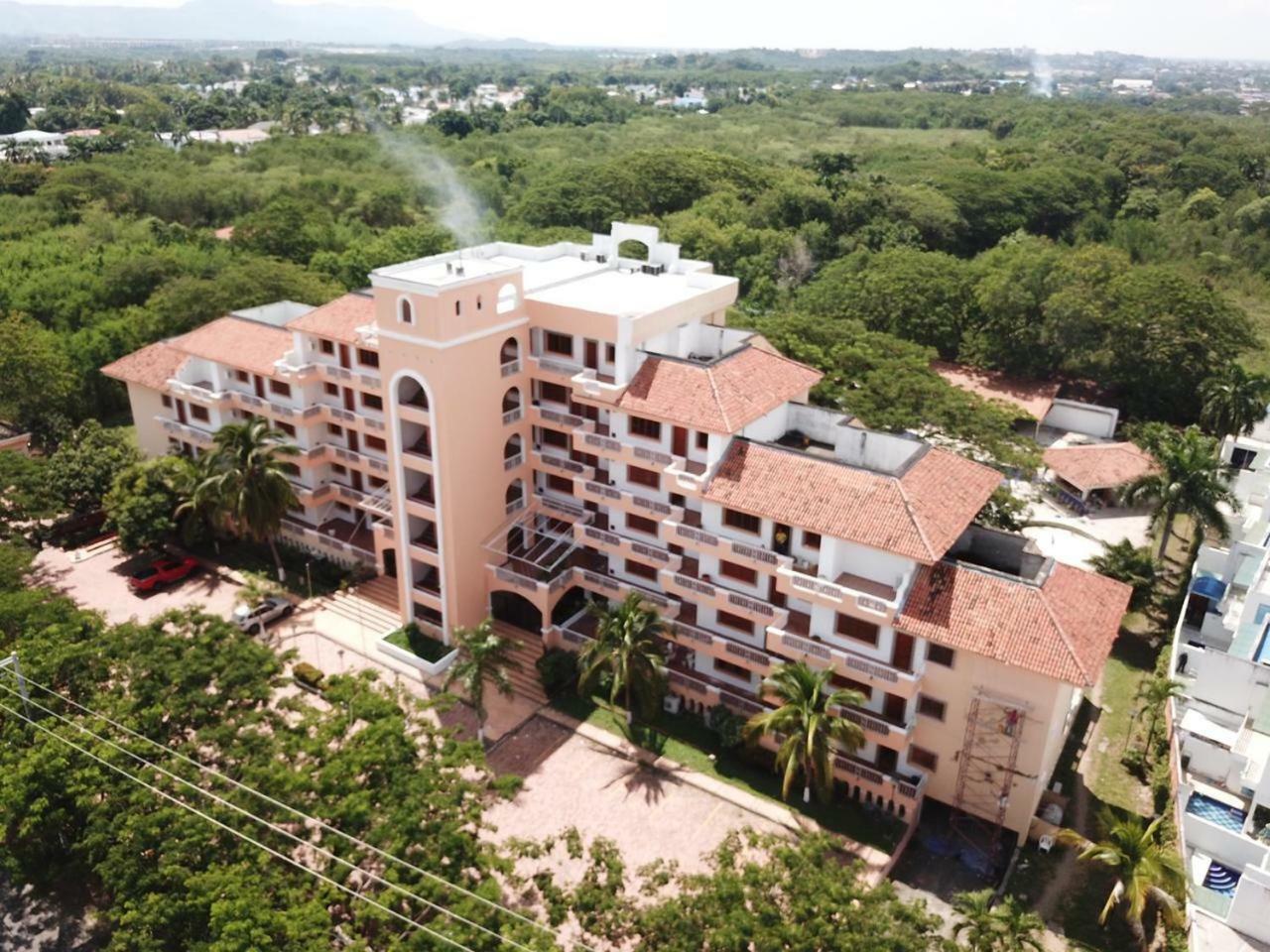 Hotel Penon Suites Girardot Exterior photo