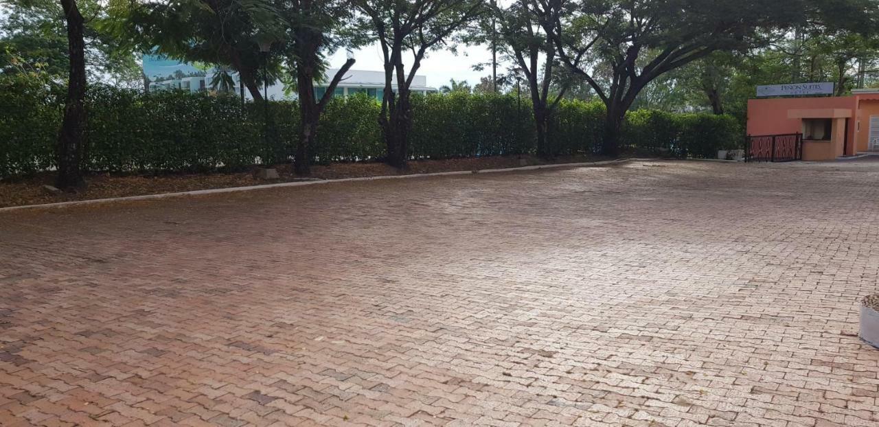 Hotel Penon Suites Girardot Exterior photo