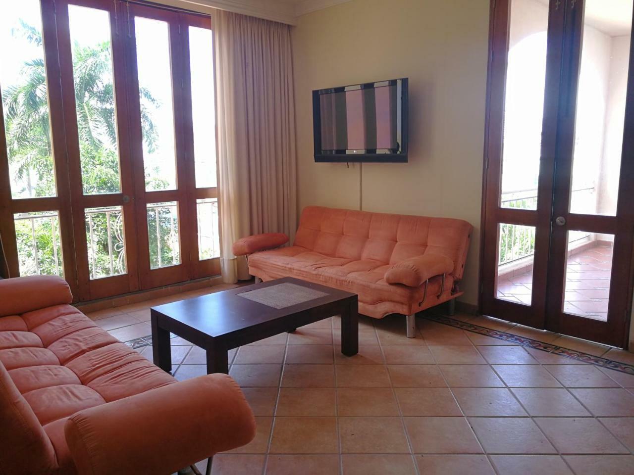 Hotel Penon Suites Girardot Exterior photo
